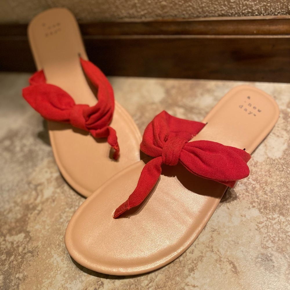 Hannah Knotted Bow Flip Flop Sandals A New Day Size 8 Red Knot Tie - Picture 7 of 7